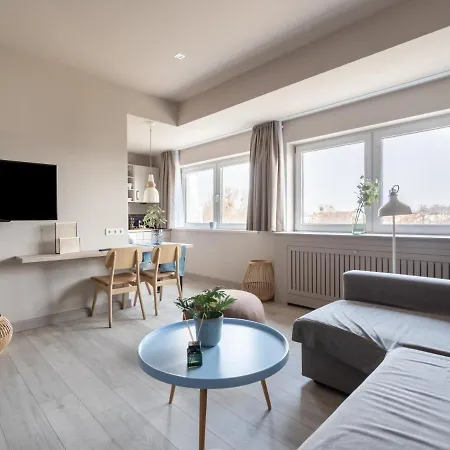 Limehome Chausseestrasse Апартаменты *